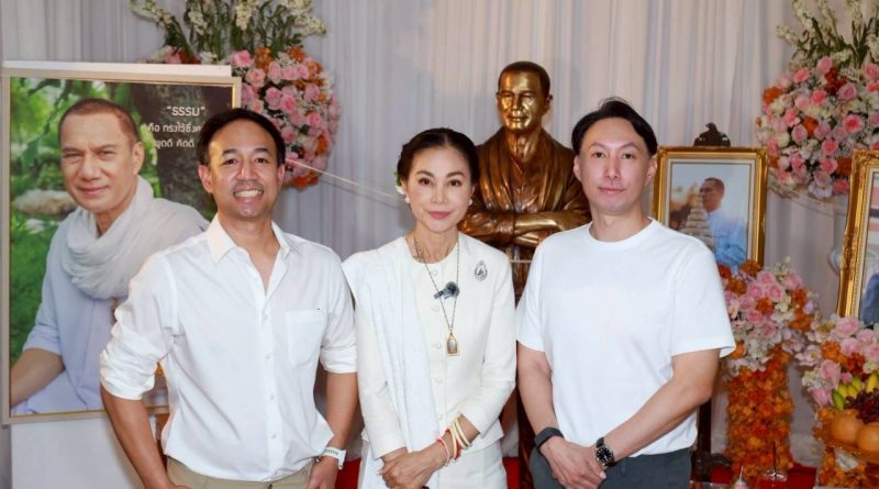 ทำบุญรำลึก 4 ปี “สรพงศ์ ชาตรี” พร้อมนำรูปปั้นเหมือนกลับสู่บ้าน