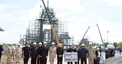 รองนายกรัฐมนตรี ลงพื้นที่สนามหลวงติดตามความคืบหน้าการจัดสร้างพระเมรุมาศฯ ในการพระราชพิธีถวายพระเพลิงพระบรมศพ สมเด็จพระนางเจ้าสิริกิติ์ พระบรมราชินีนาถ พระบรมราชชนนีพันปีหลวง
